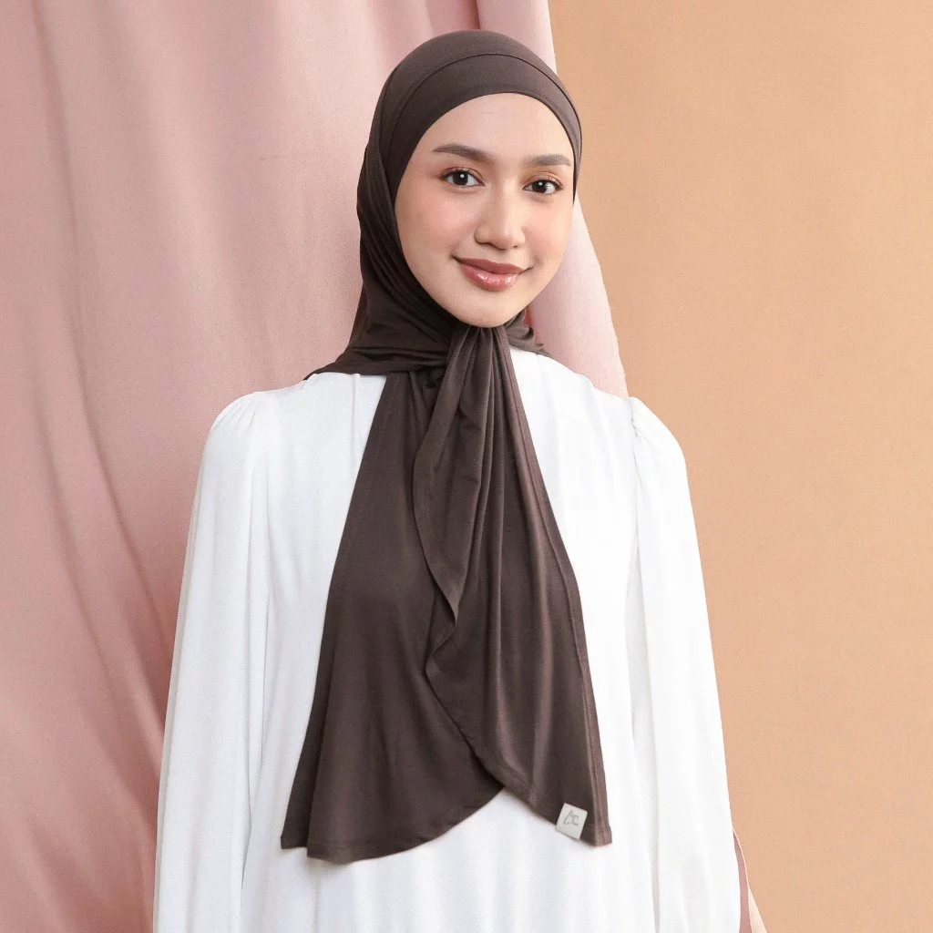 Lozy Hijab - Lesti Instan Bandana Liva Eco (Khiban Kaos Pashmina Instan Bandana Bahan Liva Eco) - Gambar 2
