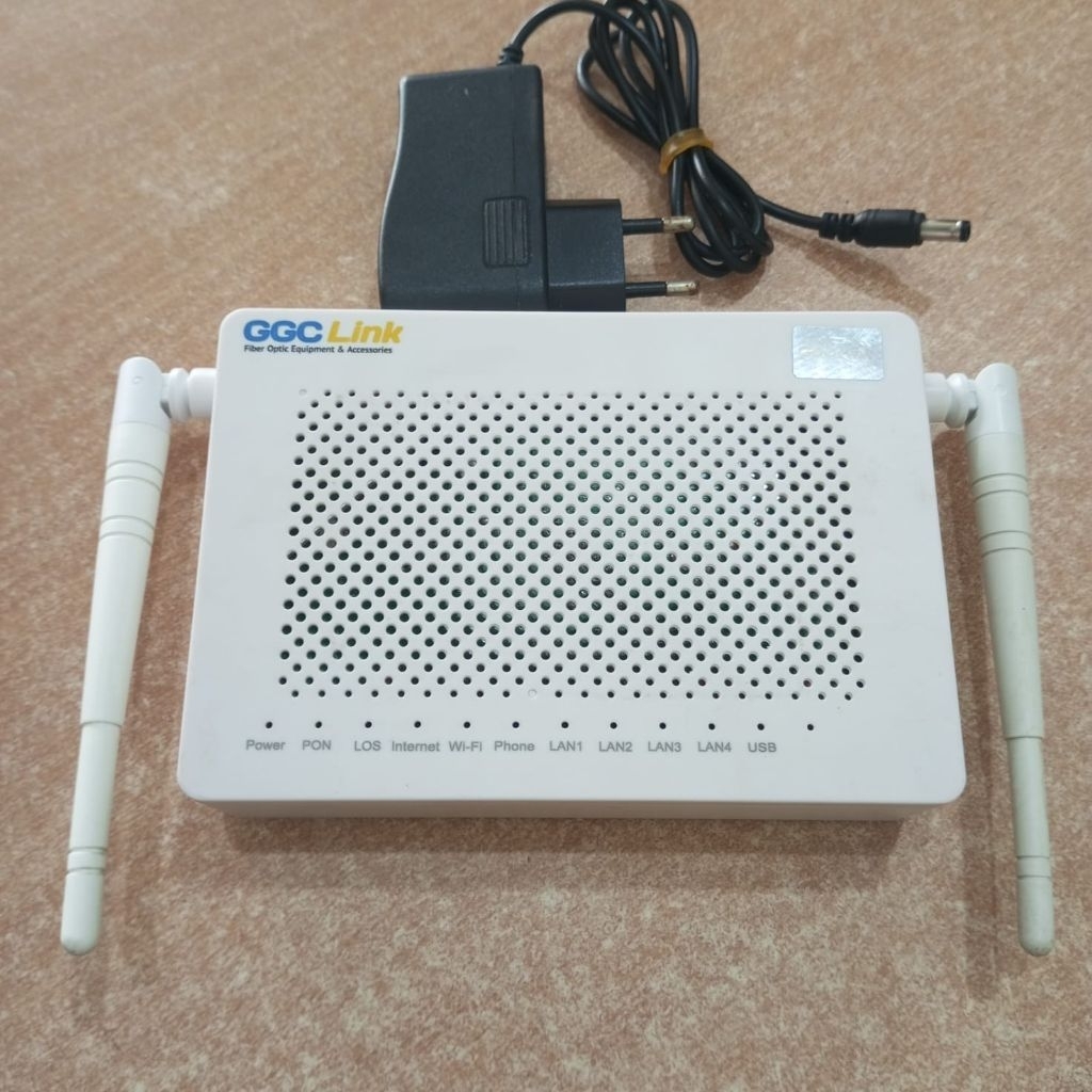 GGCLINK ROUTER G99 XPON + ADAPTOR (USED NORMAL SMOOTH) | Shopee Singapore