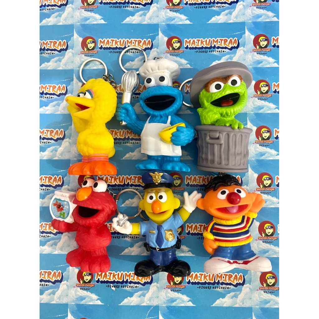GANTUNGAN Figure Keychain Sesame Street Elmo Keychain/ with Ernie Bird ...