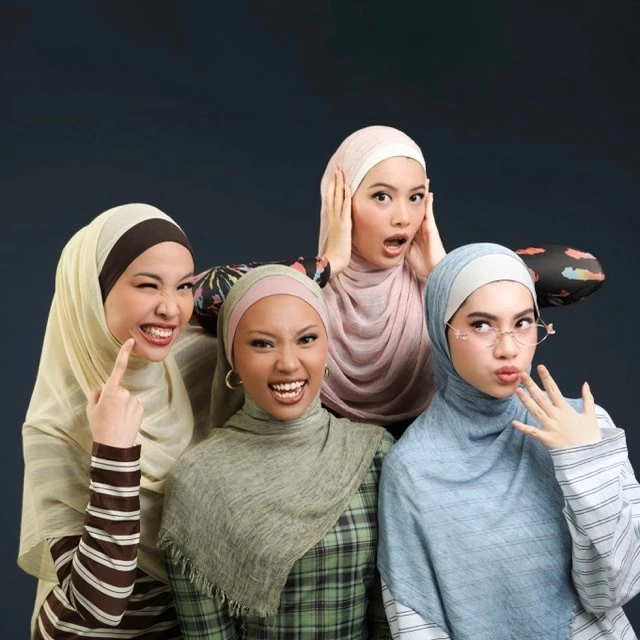 Lozy Hijab - Viscose Crinkle Shawl (Hijab Pashmina Modal Textured Bahan Crinkle Viscose)