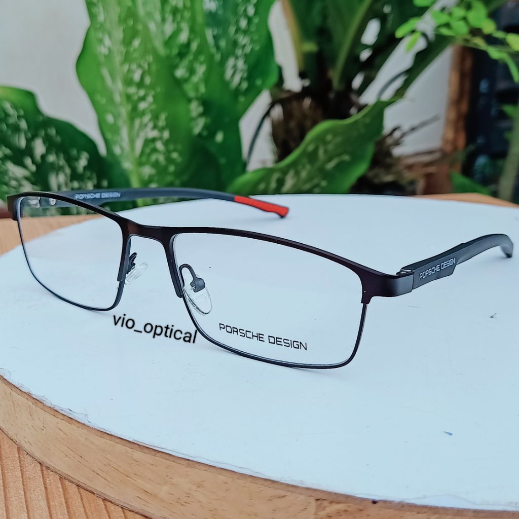 Double focus progressive reading and walking glasses can be used for ...