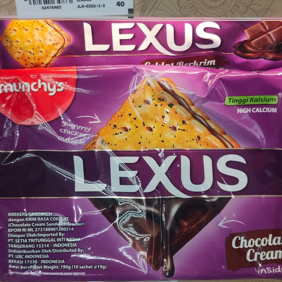 Munchy田s Lexus Crackers Chocolate Cream 10 Sachets (190gr) | Shopee ...