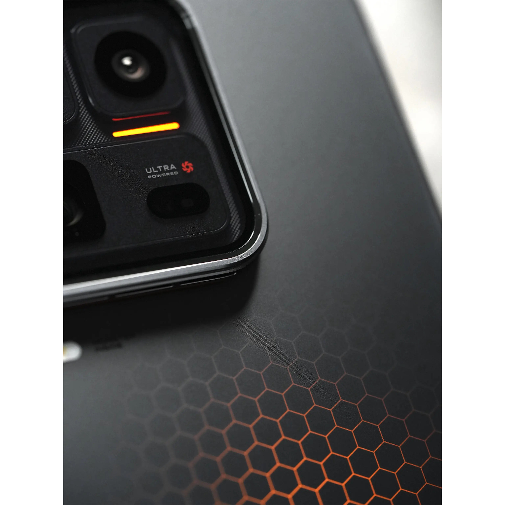 iQoo 15 Ultra 6.85''AMOLED 144HZ Snapdragon 8 Elite Gen 5 7400mAh 100W 50MP Triple Camera - Gambar 2