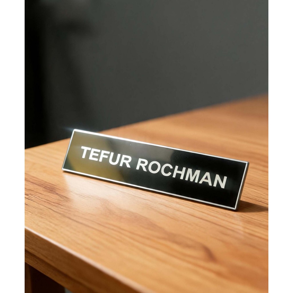 Nametag grafir papan nama ukir akrilik hitam laser - Gambar 2