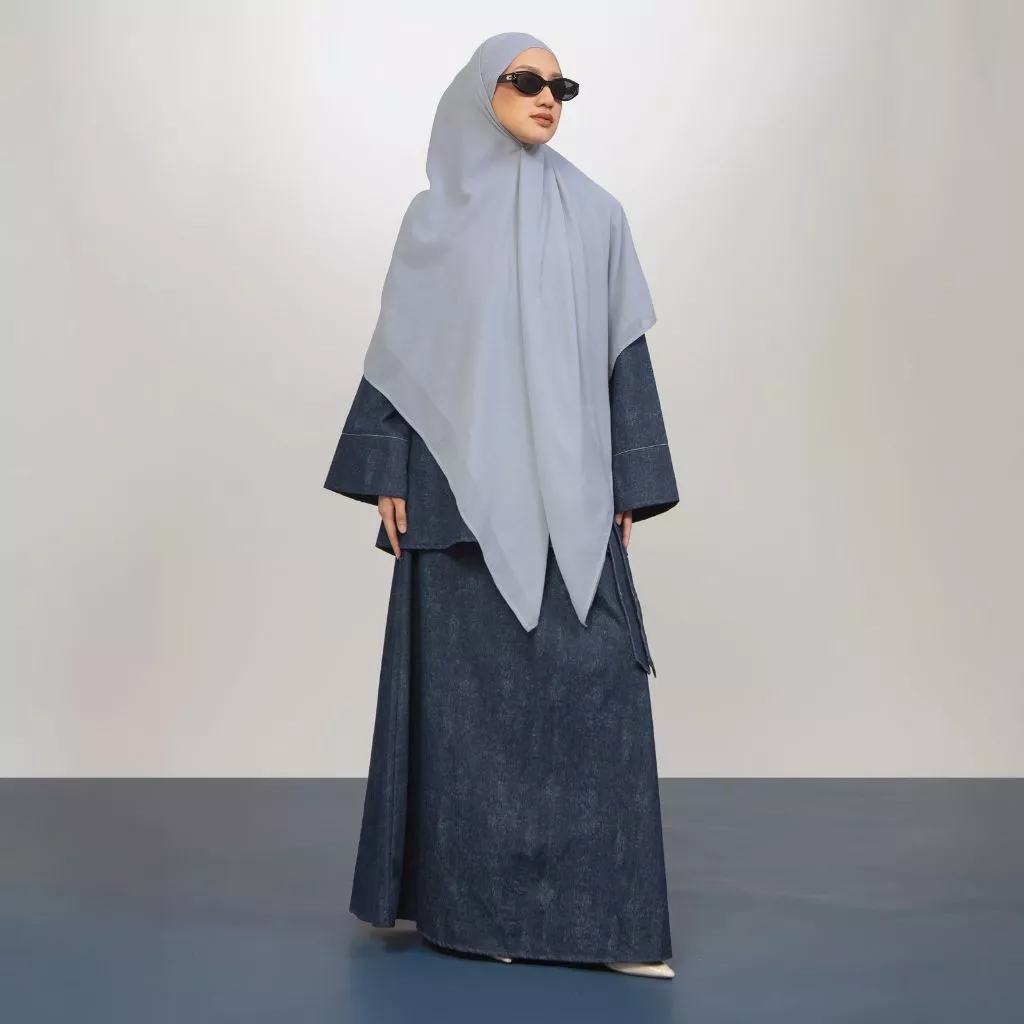 Lozy Hijab - Aluna Denim Set (Set Blouse Skirt Jeans Bahan Cotton Denim Unfinished Look)