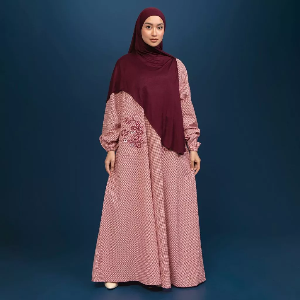 Lozy Hijab - Naura Dress (Dress Loose Pocket Embroidery Motif Geometris Bahan Katun) - Gambar 3