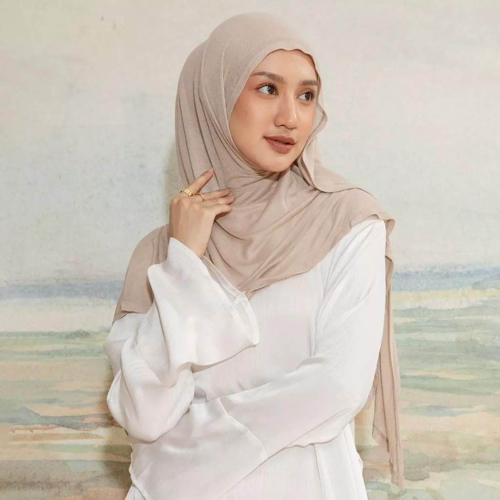 Lozy Hijab - Naire Oval Shawl (Pashmina Shawl Meleyot Bahan Viscose Rayon Crepe) - Gambar 2