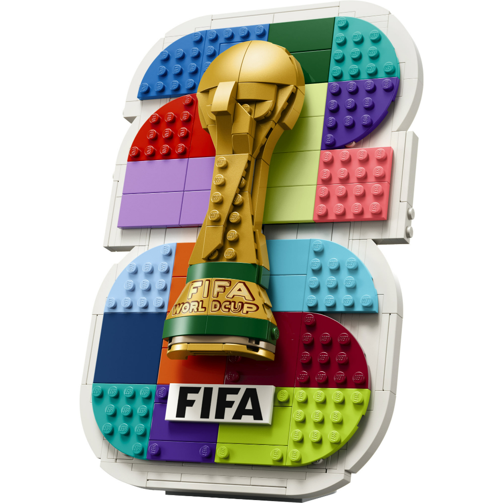 LEGO Editions Football 43032 FIFA World Cup 2026 Official Emblem (298 Pieces), FIFA World Cup 2026 Collection, Toys, Bricks, Mainan - Gambar 3