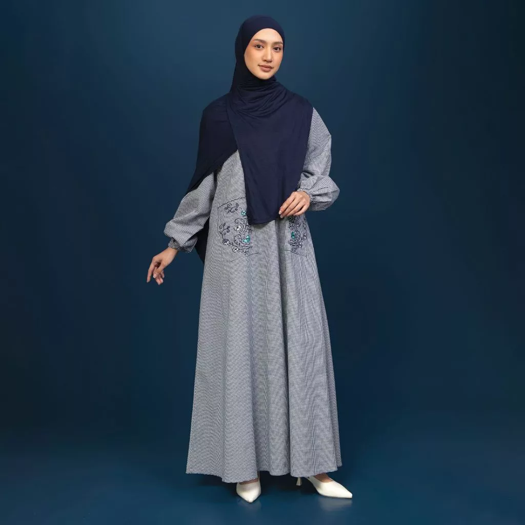 Lozy Hijab - Naura Dress (Dress Loose Pocket Embroidery Motif Geometris Bahan Katun)