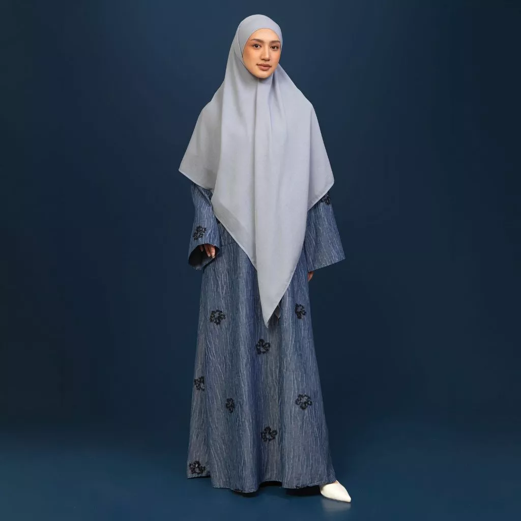 Lozy Hijab - Sora Dress (Dress Denim Jeans Pocket Ruffle Bahan Cotton Denim Unfinished Look)