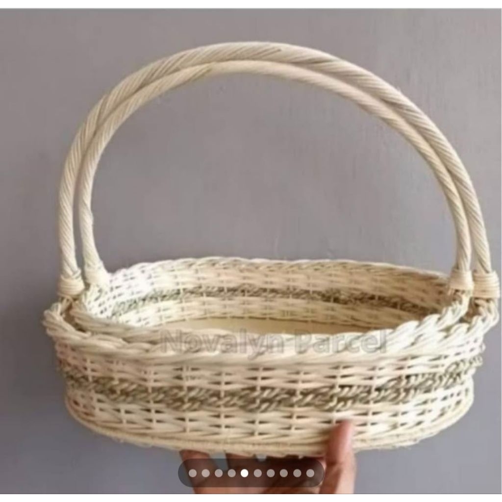 Oval rattan parcel with strip model, contents 2 pcs, parallel center ...