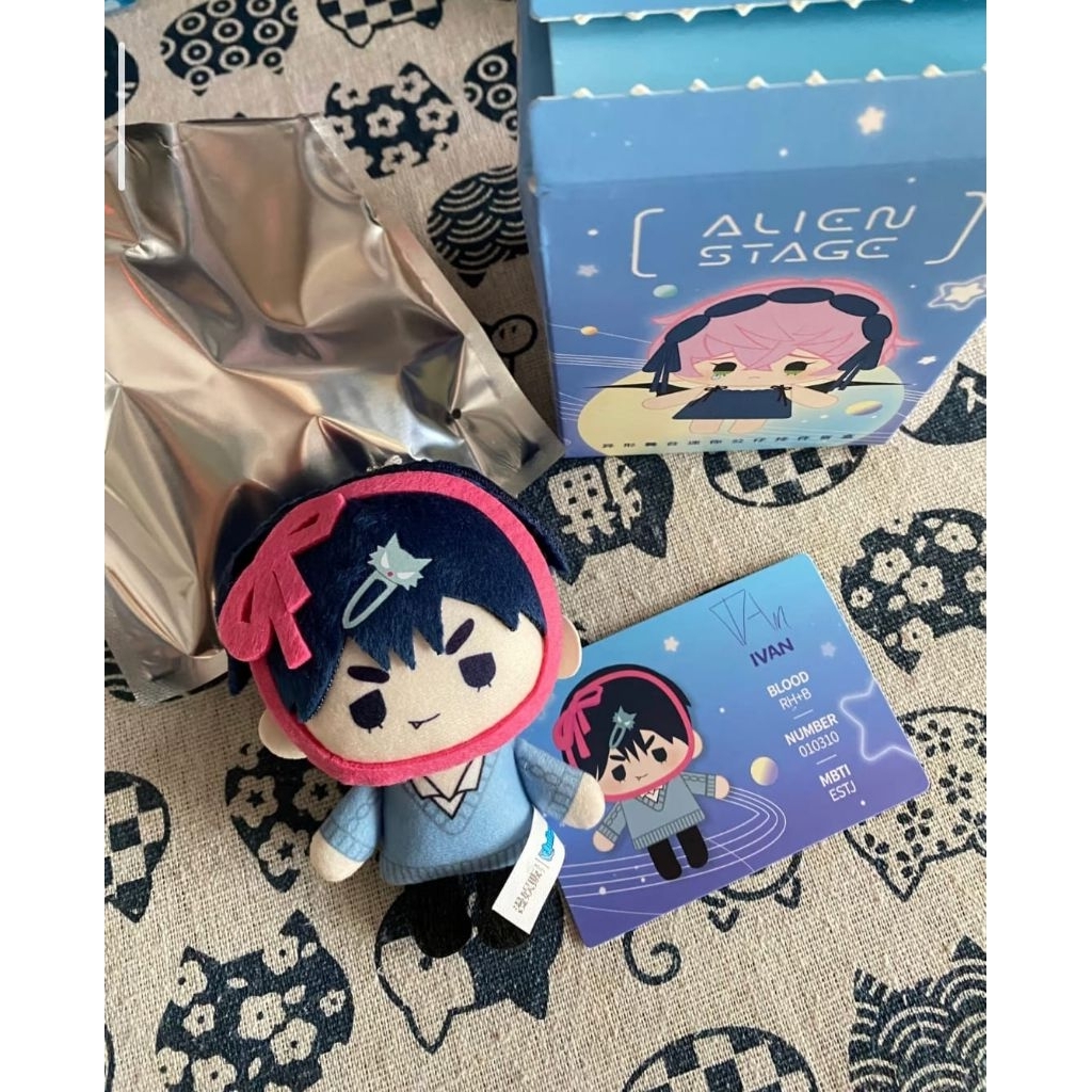 Ivan Alienstage official plushie and figure deco ivan till ivan pink ...