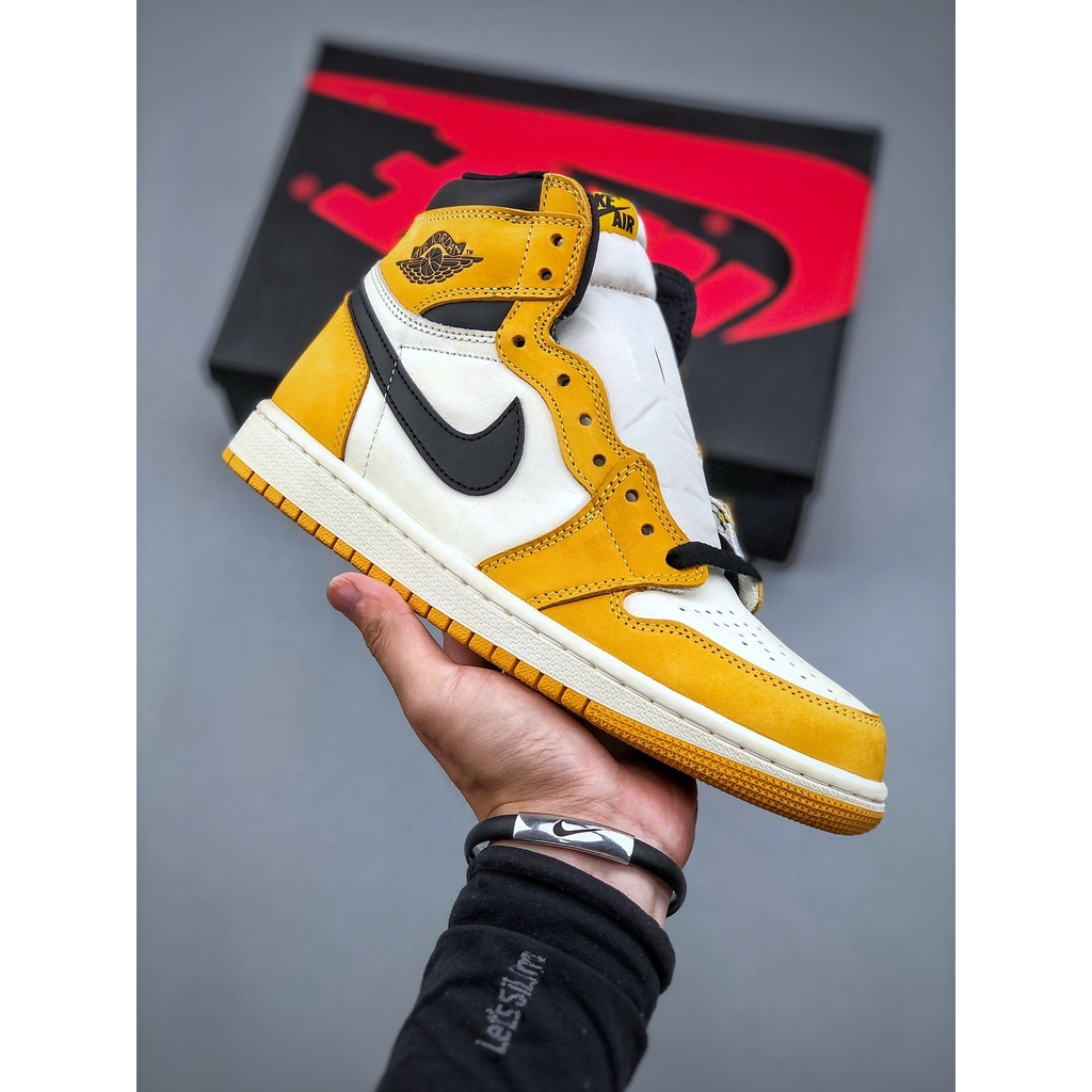 yellow ochre aj1