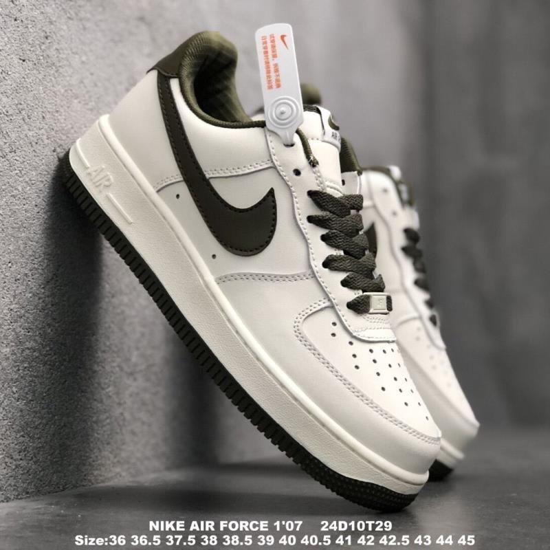 Nike air force upstep deals platform trainers in white