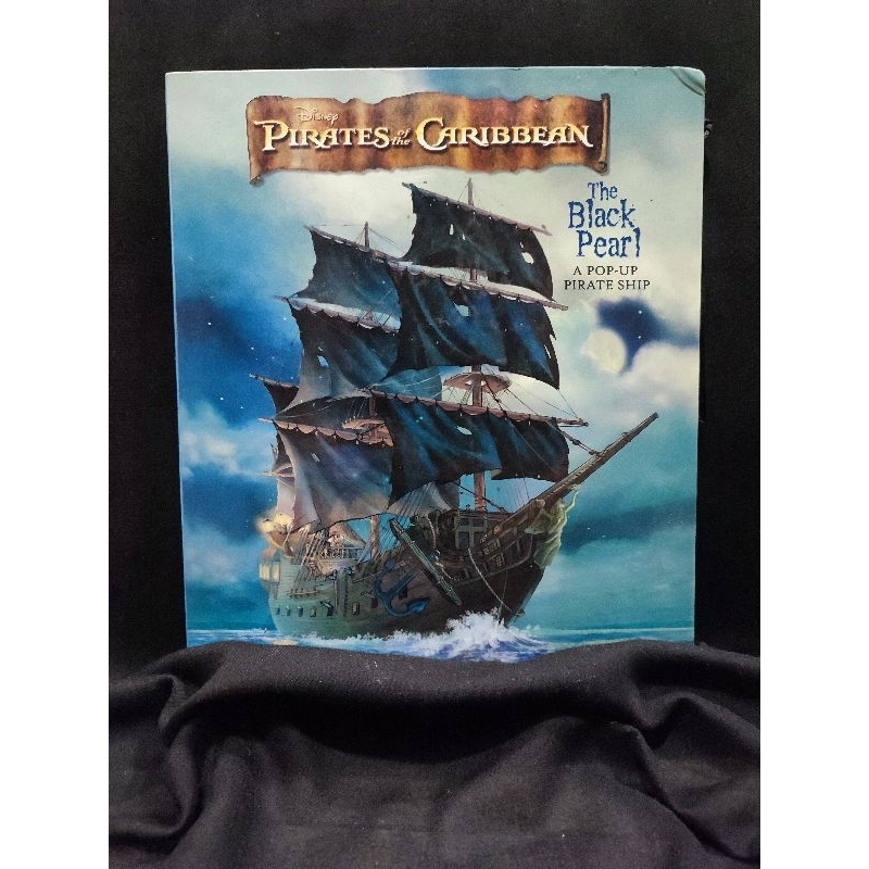 Disney Pirates Of The Caribbean (pop-up Pirate Ship) 