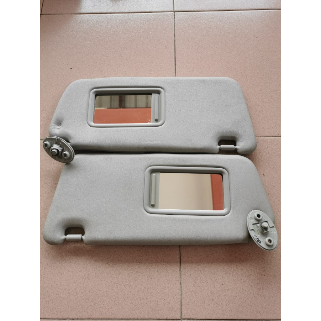 Toyota wish deals sun visor