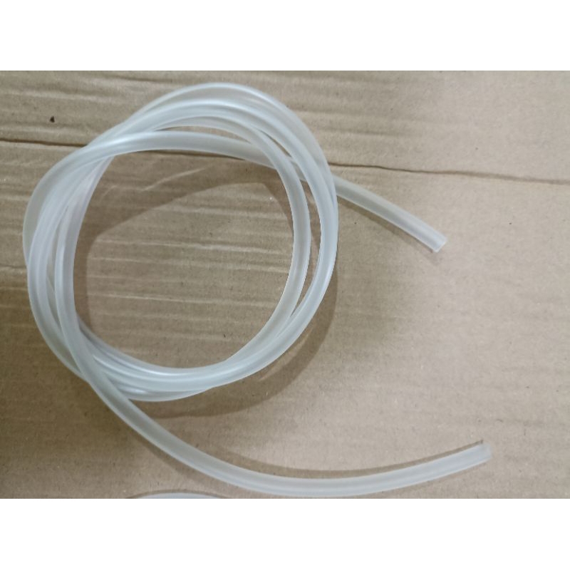 Soft Silicone Tubing with Syringe for Baby Bird Hand Feeding/ Tiup ...
