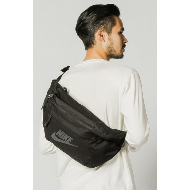 Tech hip bag deals