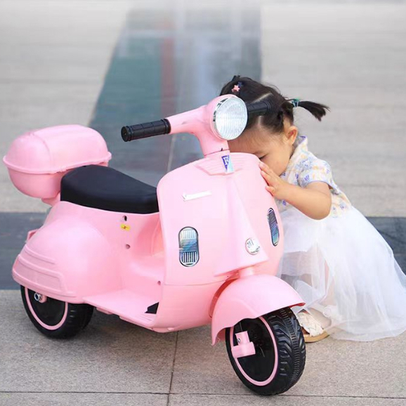 ️ Kids Electric Remote Control Mini Vespa 6V Inspired Ride On Scooter