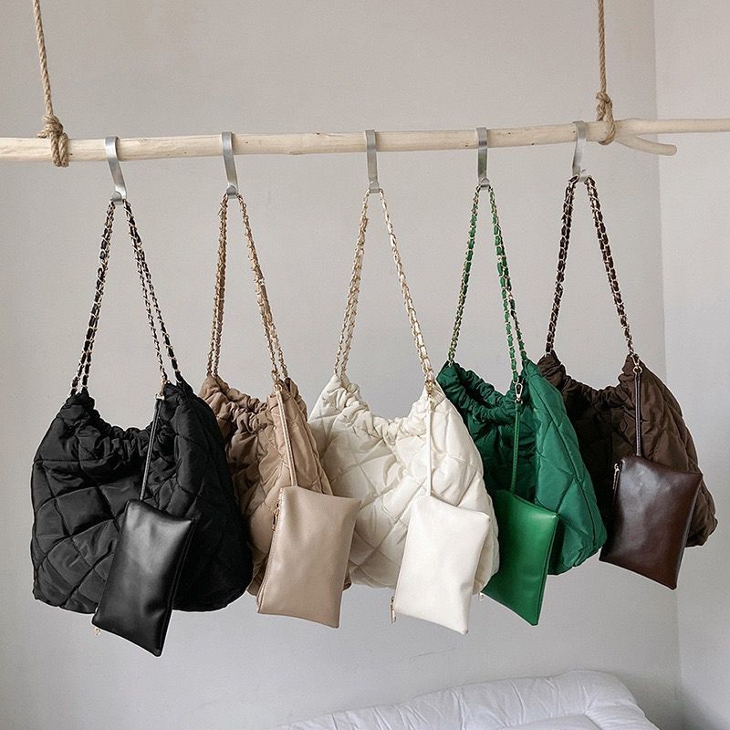 Chain deals hobo bag