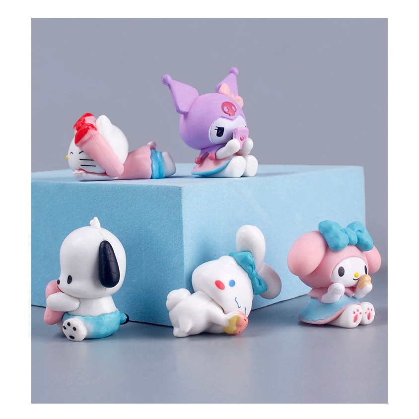 Sanrio Anime Figurine Kuromi Cinnamoroll Hello Kitty My Melody Pochacco ...