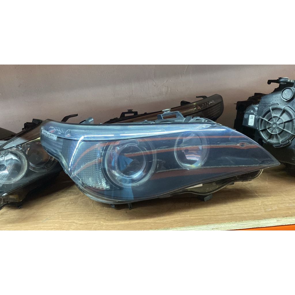 USED BMW E60 HEAD LAMP (COMPLETE 2 ECU ) | Shopee Singapore