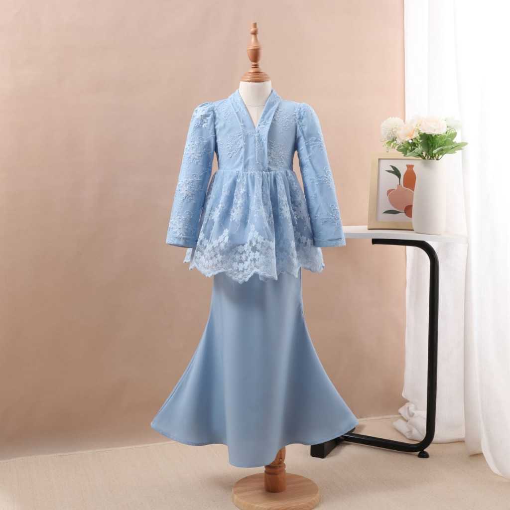 Peplum Baby Blue Kebaya VALIRA KEBAYA BABY BLUE