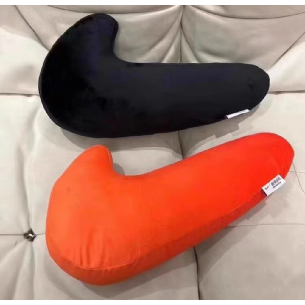 NIKE SWOOSH CUSHION PILLOW ナイキ クッション ⑥ 【公式通販】