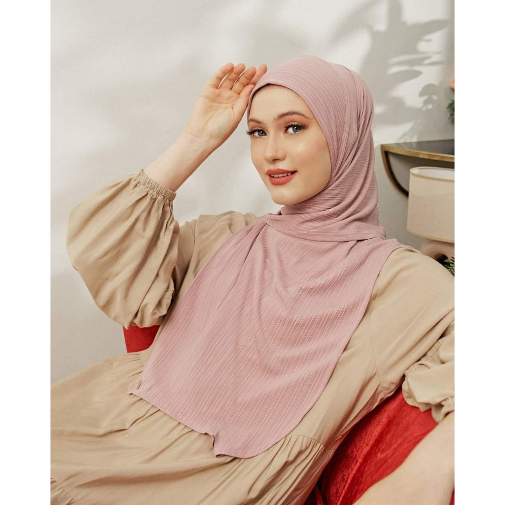 naelofar glow semi instant shawl
