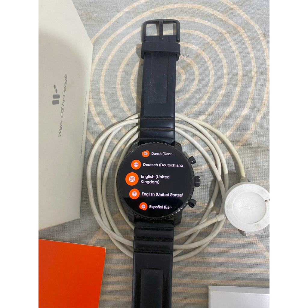 Fossil smartwatch used best sale