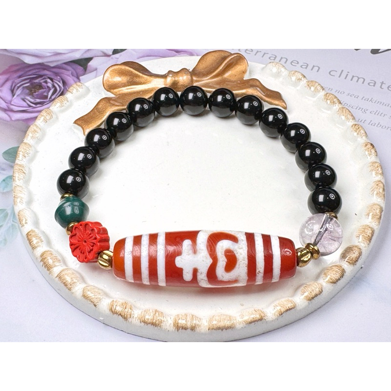 Tibetan Dzi Beads Carnelian Aquarius Dzi Beads 藏传老矿红玉