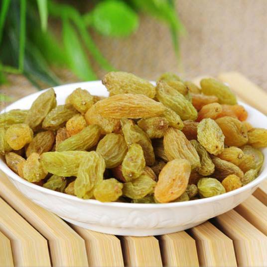 Xinjiang Green raisin Large Grain Xinjiang raisin Seedless raisin 500g ...