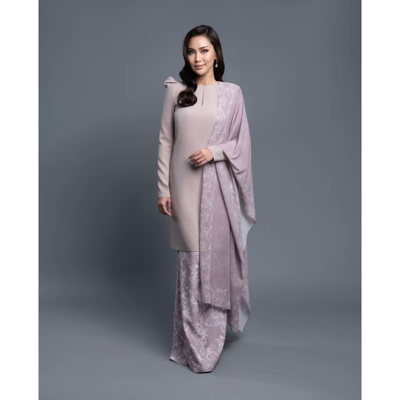 RR Baju Kurung Modern Flora Shawl Set in blush pink size S new by ...
