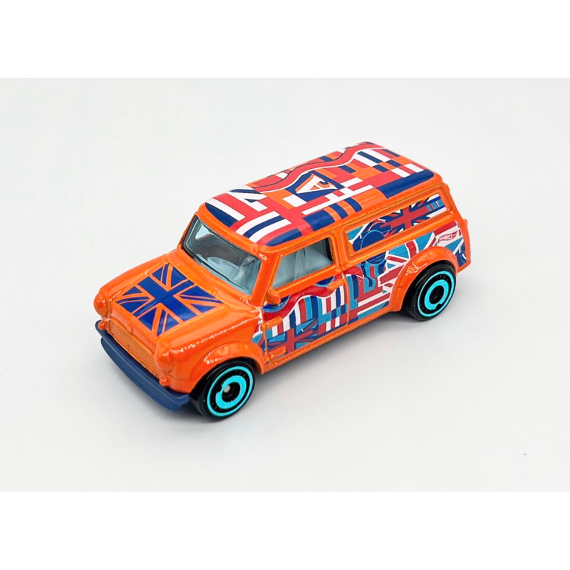 Hot Wheels '67 Austin Mini Van HW Art Cars - Orange, 1:64 Maßstab, 2025 Serie