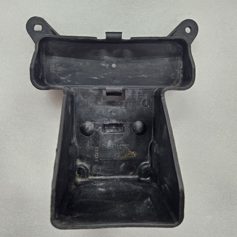 SECOND HAND RXZ TOOL BOX YAMAHA RXZ TOOL BOX/KOTAK SPANAR/SPANNAR BOX ...