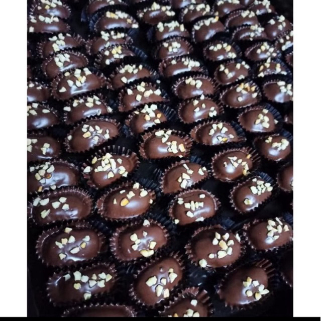 Almond LONDON RAYA RAYA RAYA GEMPAK SOLD OUT | Shopee Singapore