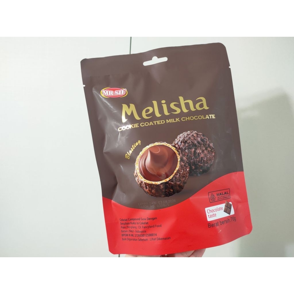 Viral Crispy Cookie Coated Milk Chocolate Crunchy Melisha snack 爆浆 巧克力 ...