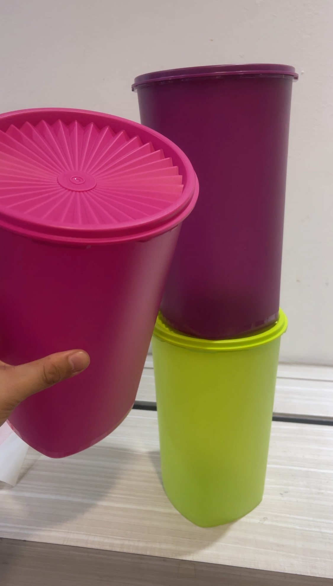 Tupperware Deco Canister 3.8L/ Food Storage Container/ Tong Keropok ...