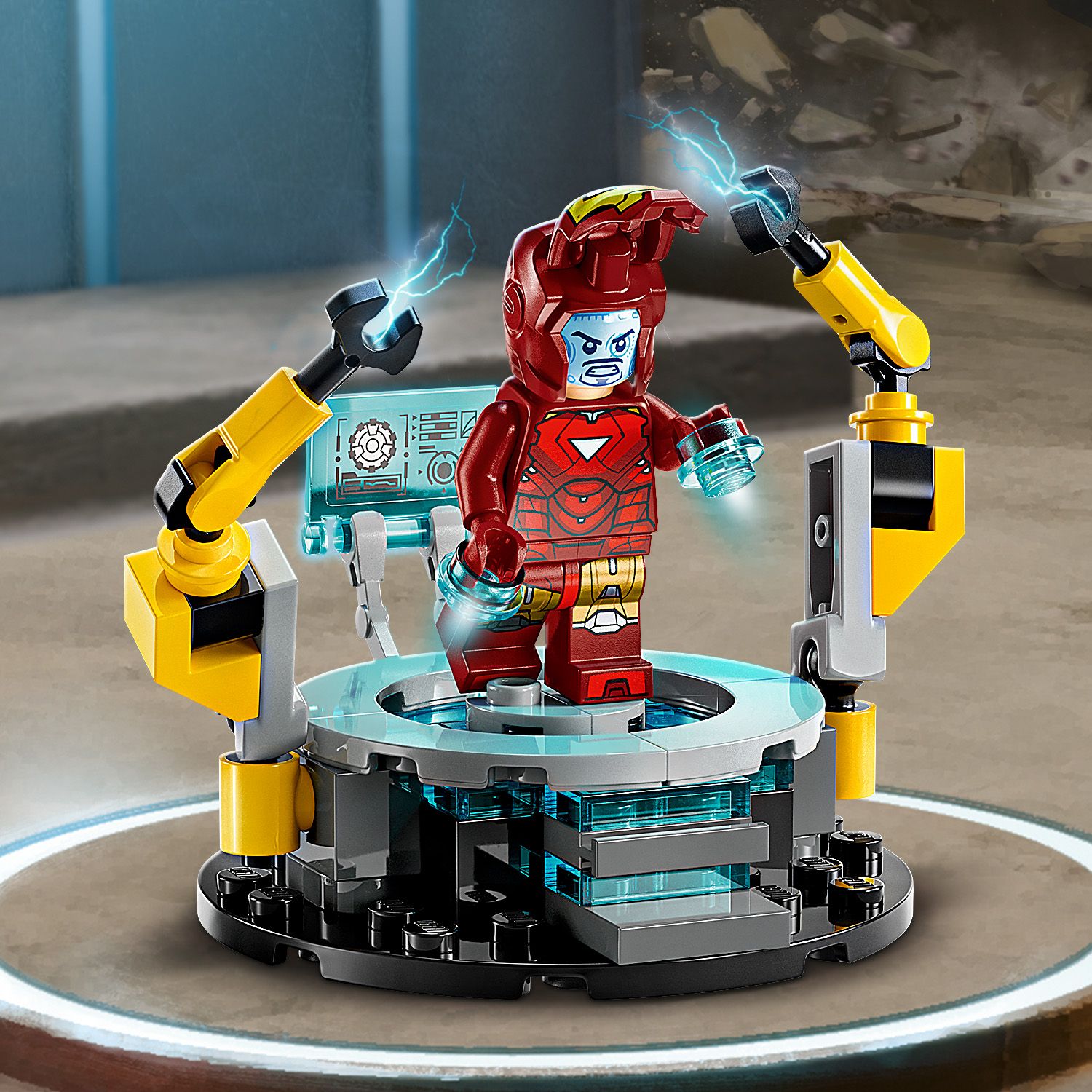 LEGO Super Heroes Marvel 76315 Iron Man's Laboratory: Hall of Armour ...