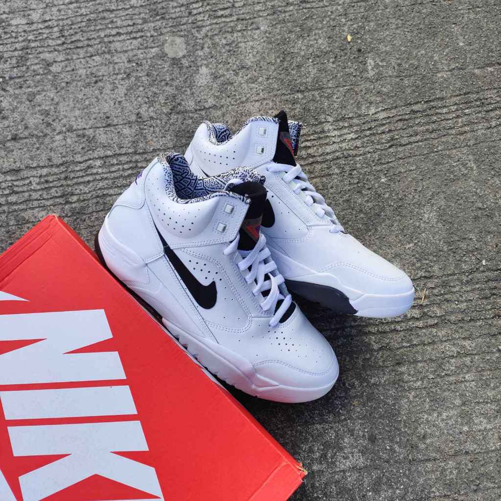 All white clearance nike flights