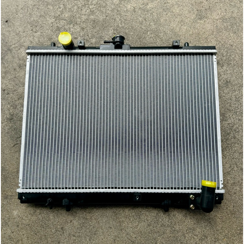 Mitsubishi Strada 1996-2005 Radiator (Manual Transmission) | Shopee ...