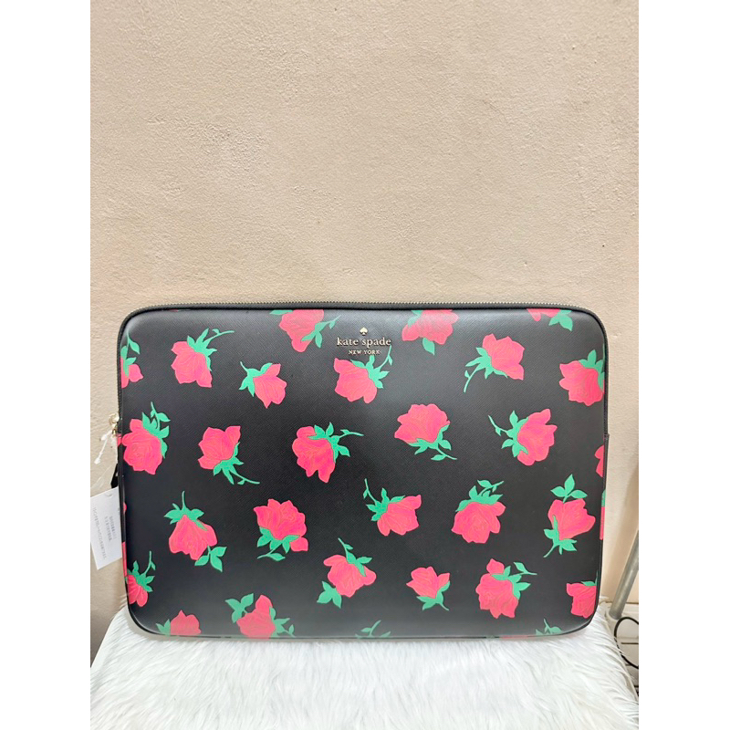 Kate spade saffiano laptop sleeve best sale