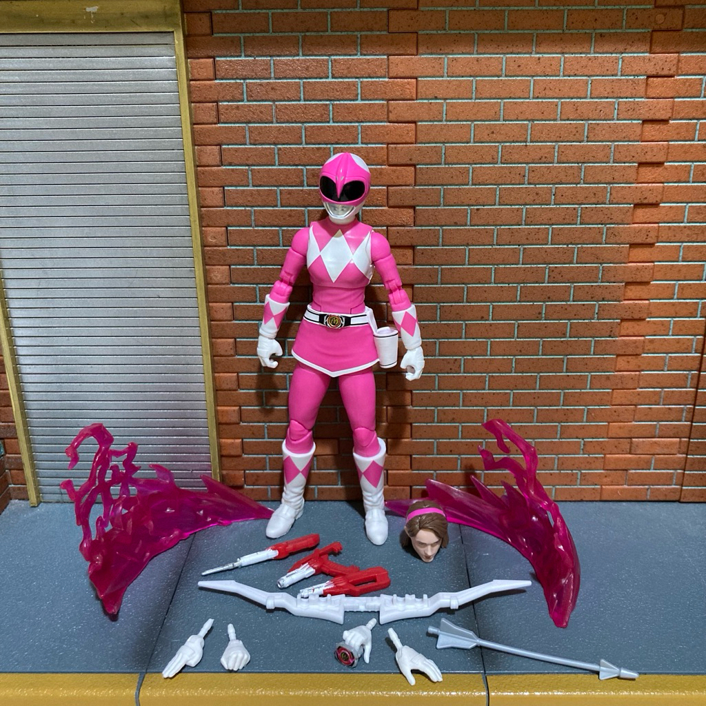 Hasbro Lightning Collection Pink Ranger Mighty Morphin Power Ranger ...