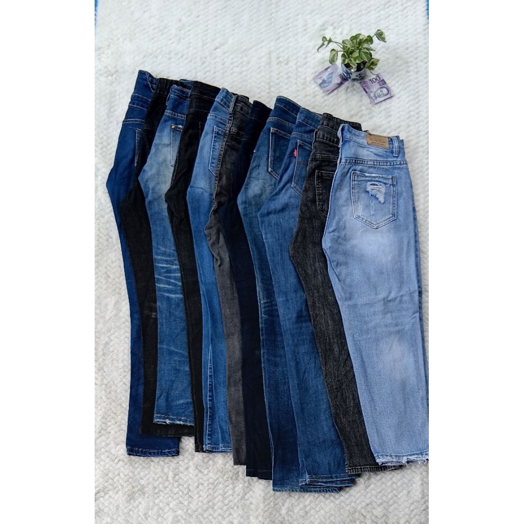 Ukay Panimula Bundle Denim skinny Pants 15pcs assorted size and design ...