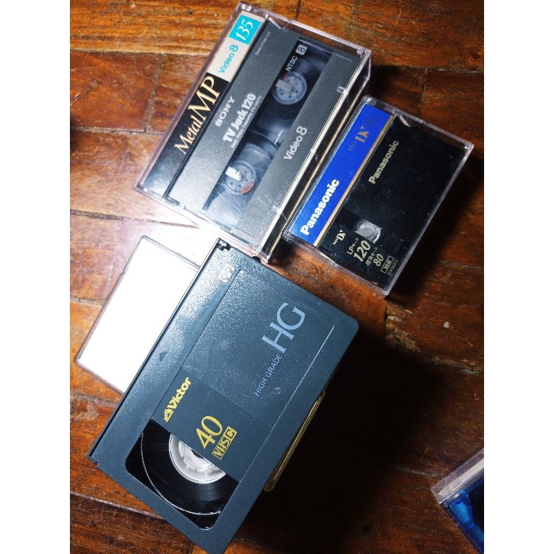 Used VideoTapes VHS-C MiniDV Video8 Hi8 Reusable | Shopee Singapore