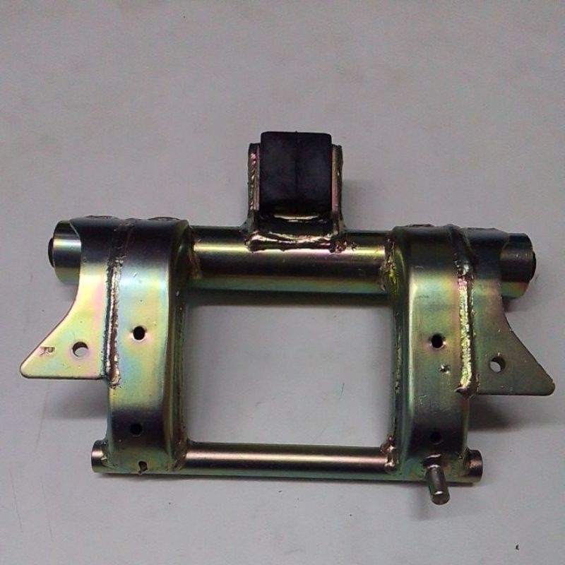 ENGINE HANGER ASSY WITH RUBBER LINK HONDA CLICK 125/150 50350-K59-A10 ...