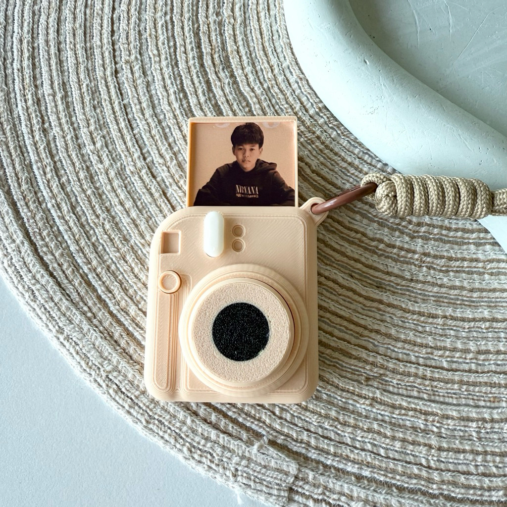 3D Printed Instax Inspired Photo Keychain with Clicker | Shopee Singapore