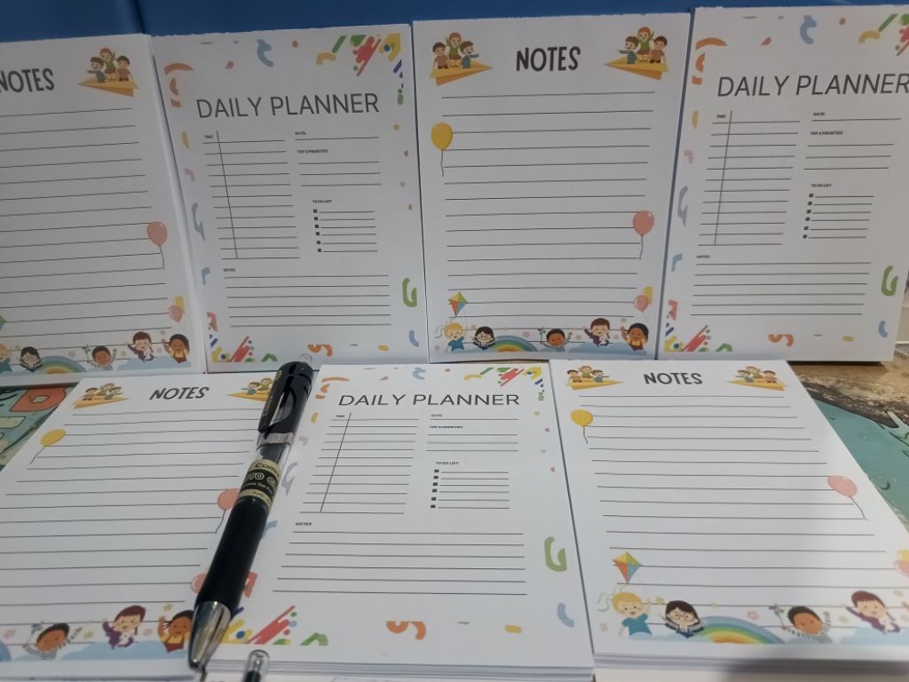 Fun & Practical Kids' Planner with Daily Notes Section The Perfect Gift ...