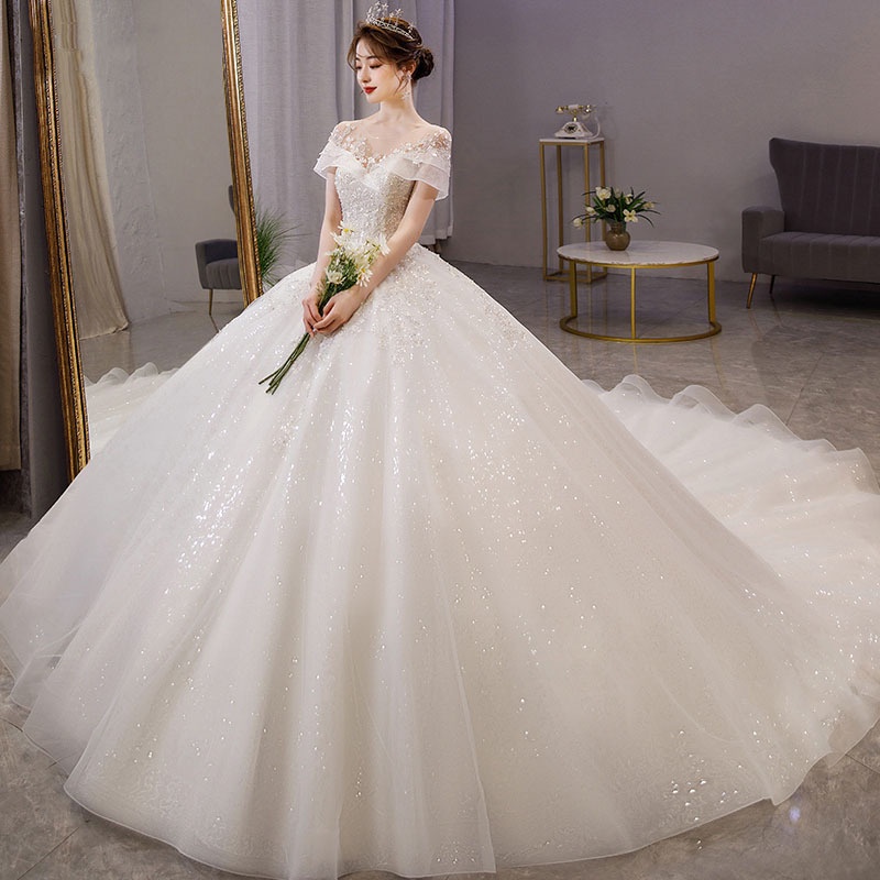 Wedding gown 2025 long tail