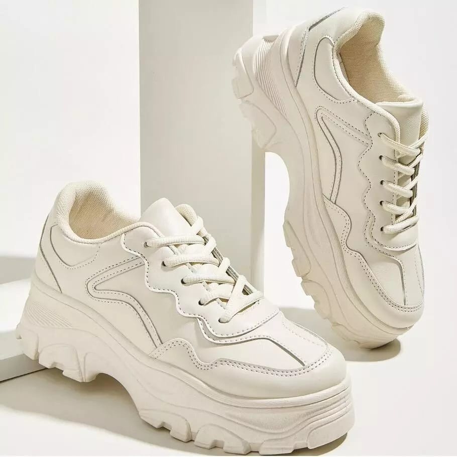 Chunky white hot sale platform sneakers